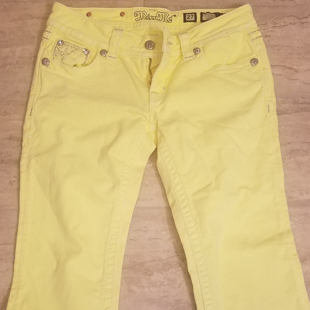 Miss Me Capri size 27